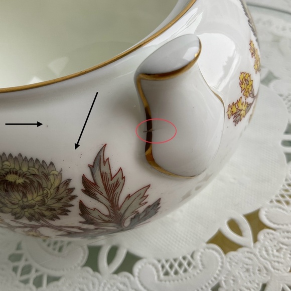 Wedgwood Bone China Lichfield Pattern Vintage Covered Sugar & Creamer Set - Picture 9 of 9